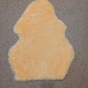 Authentic New Zealand Sheepskin Rug